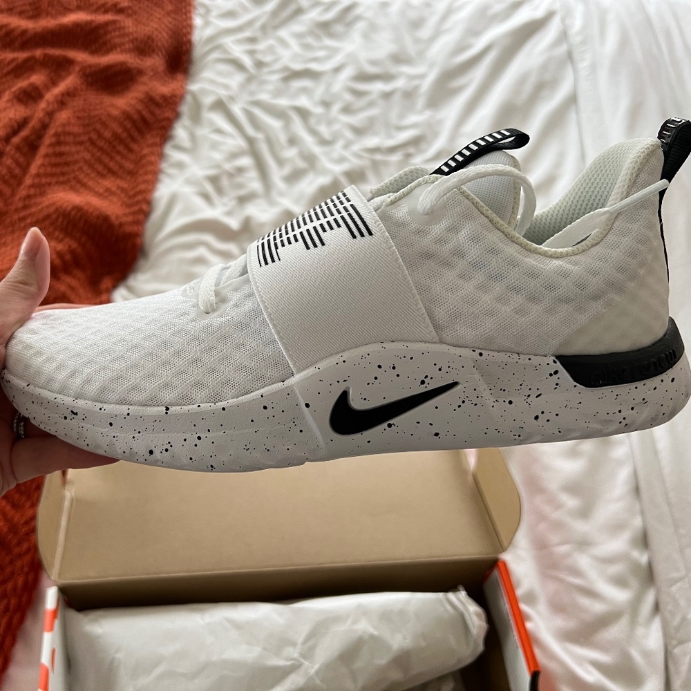 Nike TR 9